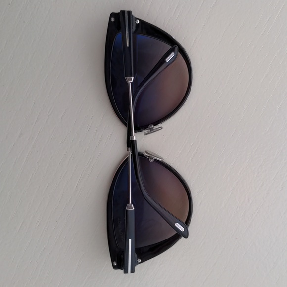 Tom Ford Angelica-02 Sunglasses TF868 01B - Picture 4 of 10